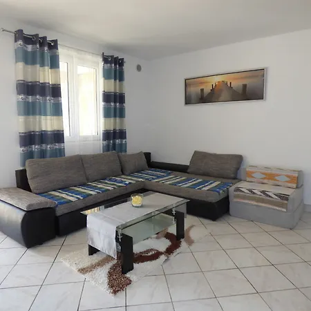 Stueckler Apartment
